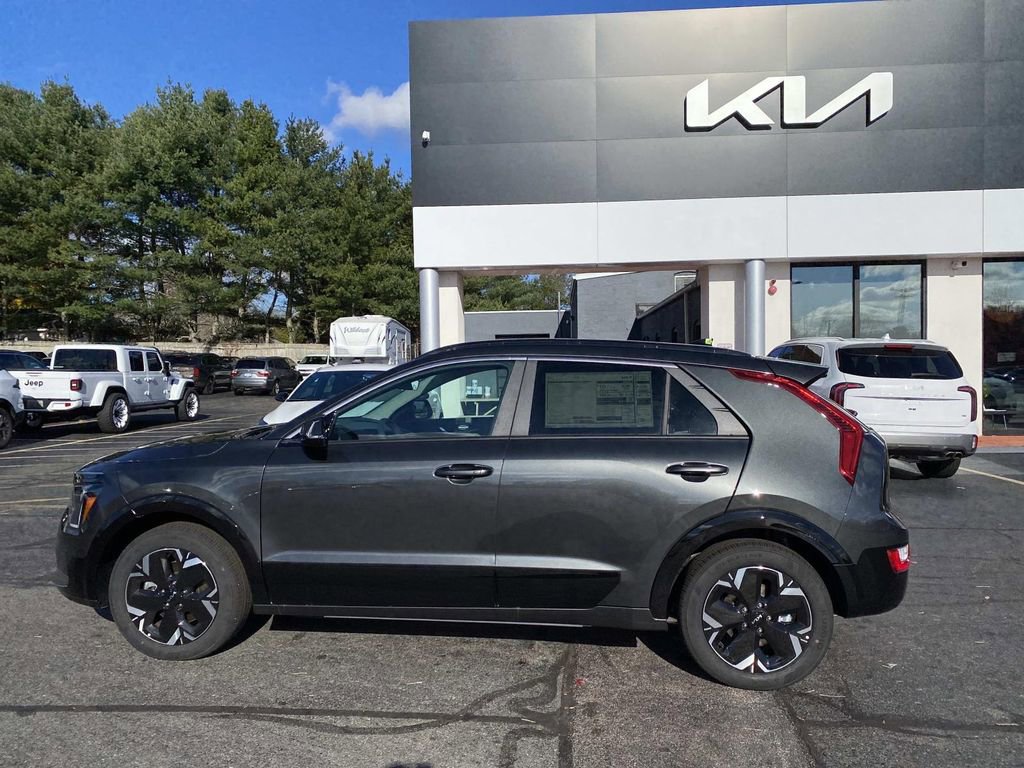 New 2025 Kia Niro Wind w/ Wind Preserve Package image 2