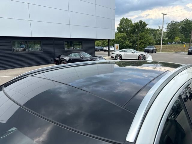 Used 2021 INFINITI QX50 Luxe w/ Appearance Package AWD/4WD image 8