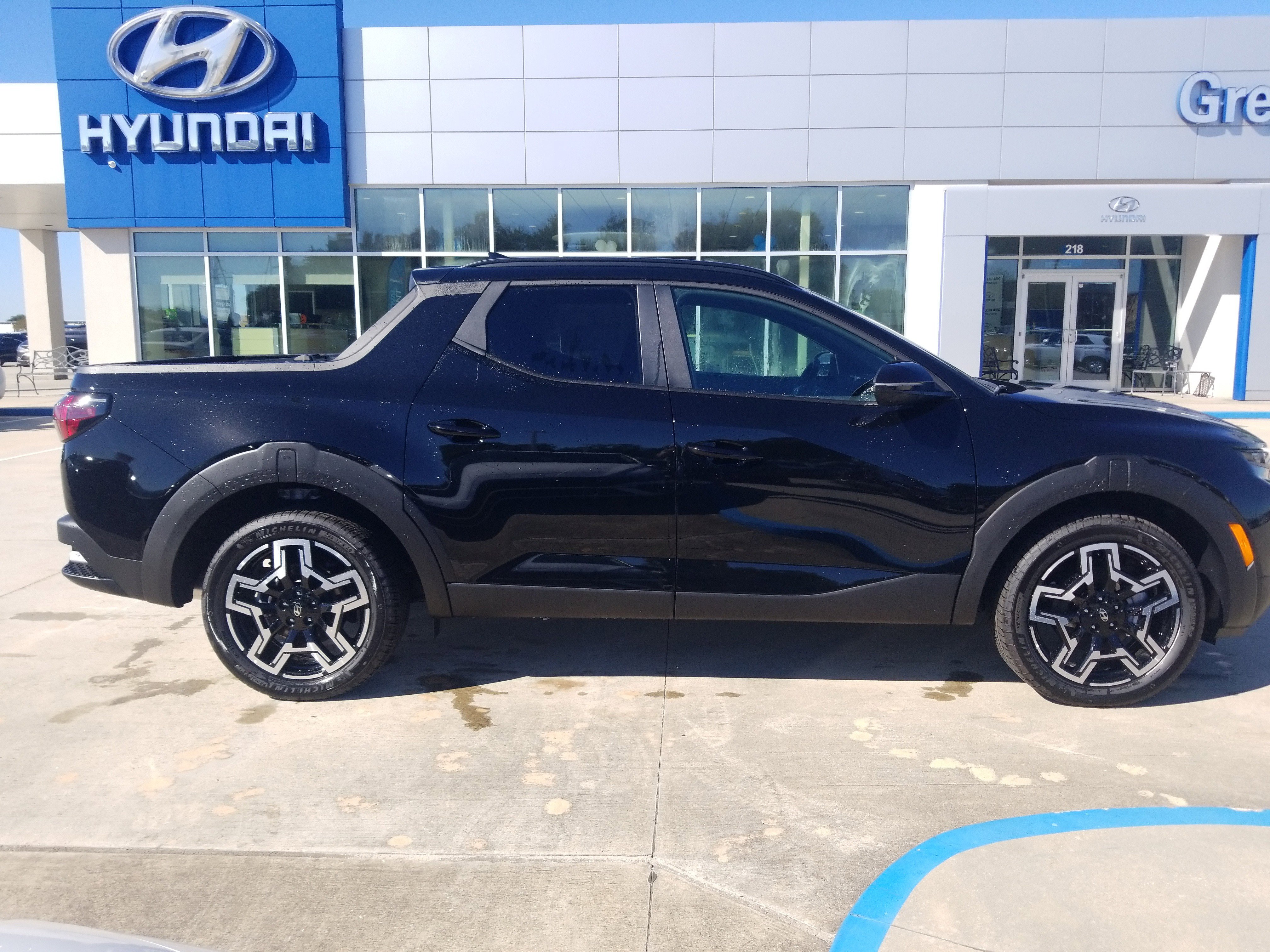 New 2025 Hyundai Santa Cruz Limited image 8