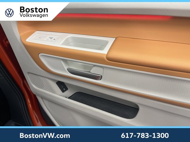 New 2025 Volkswagen ID. Buzz 1st Edition image 28