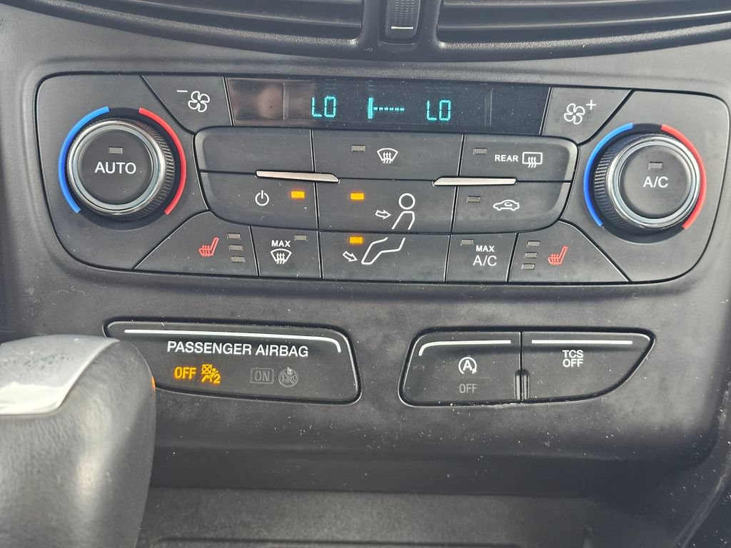 Used 2017 Ford Escape Titanium FWD image 30