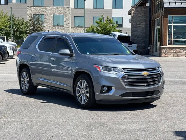 Used 2020 Chevrolet Traverse Premier w/ LPO, Floor Liner Package AWD/4WD image 1