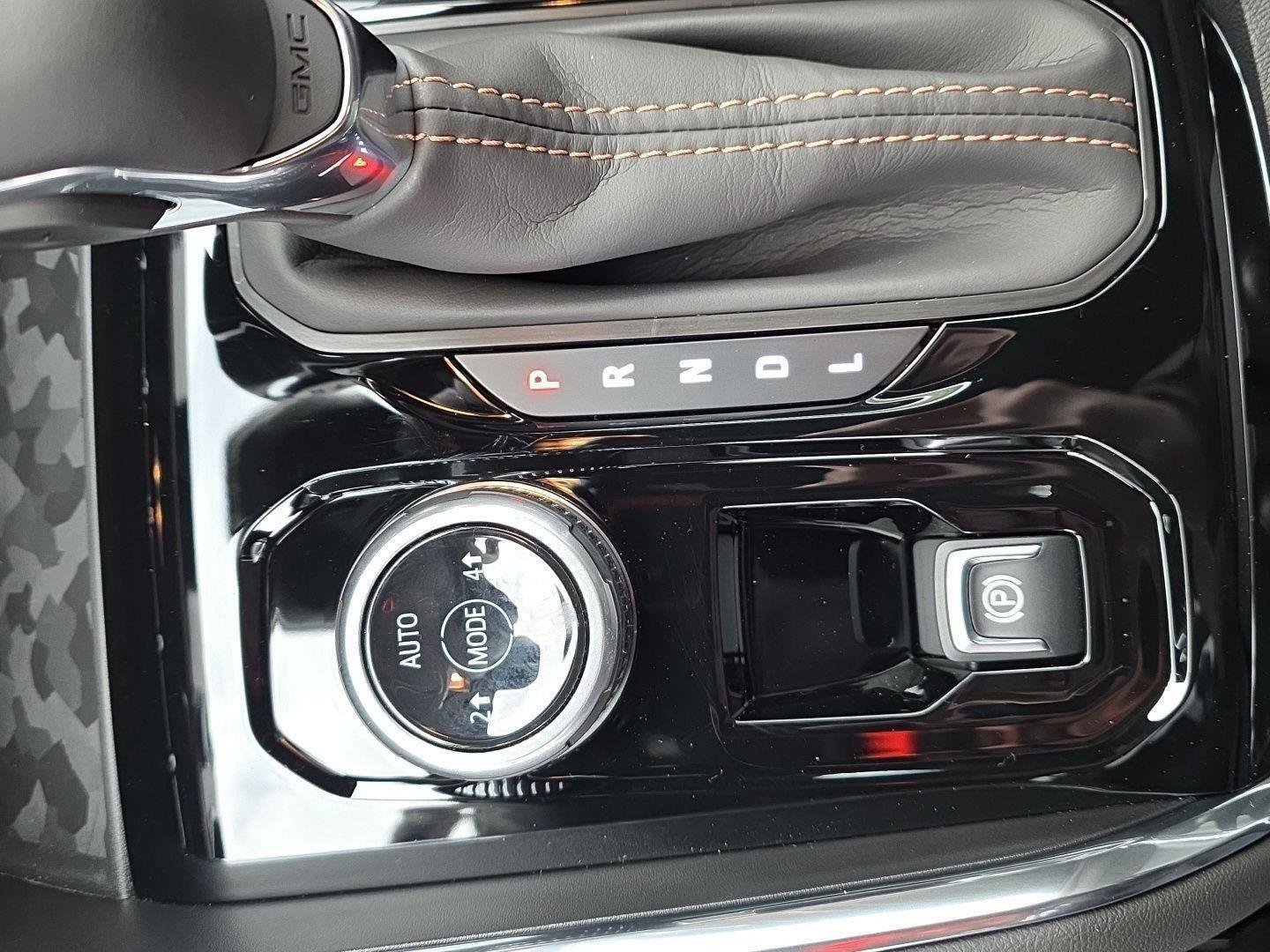 New 2026 GMC Canyon AT4 image 24