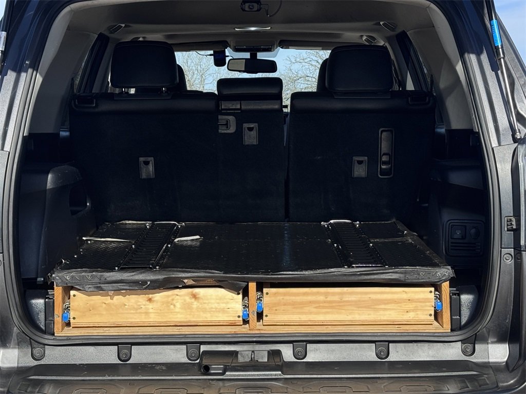 Used 2018 Toyota 4Runner SR5 Premium image 28