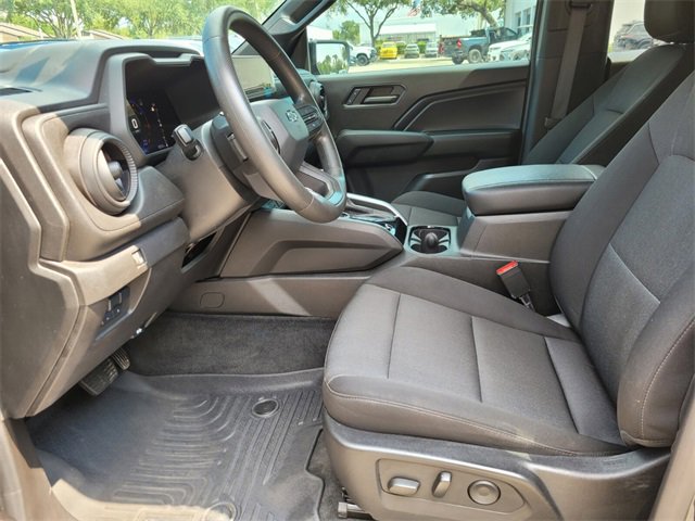 Used 2023 Chevrolet Colorado Trail Boss w/ Technology Package image 11