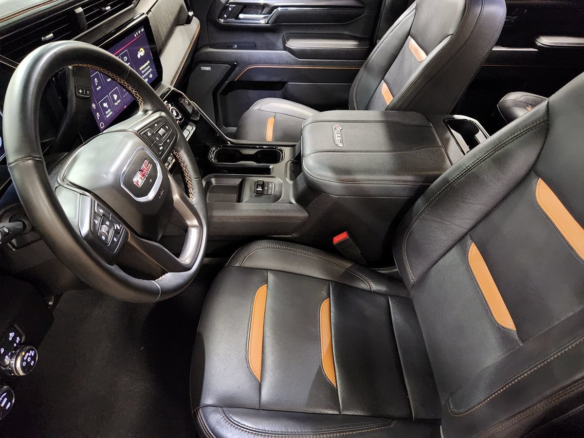 Used 2024 GMC Sierra 2500 AT4 w/ AT4 Premium Plus Package AWD/4WD image 32