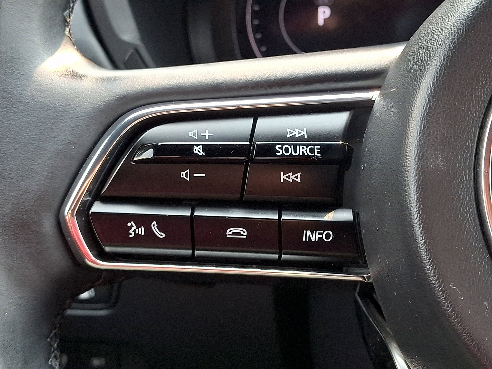 Certified 2024 MAZDA CX-90 Plug-In Hybrid w/ Premium Plus AWD/4WD image 25