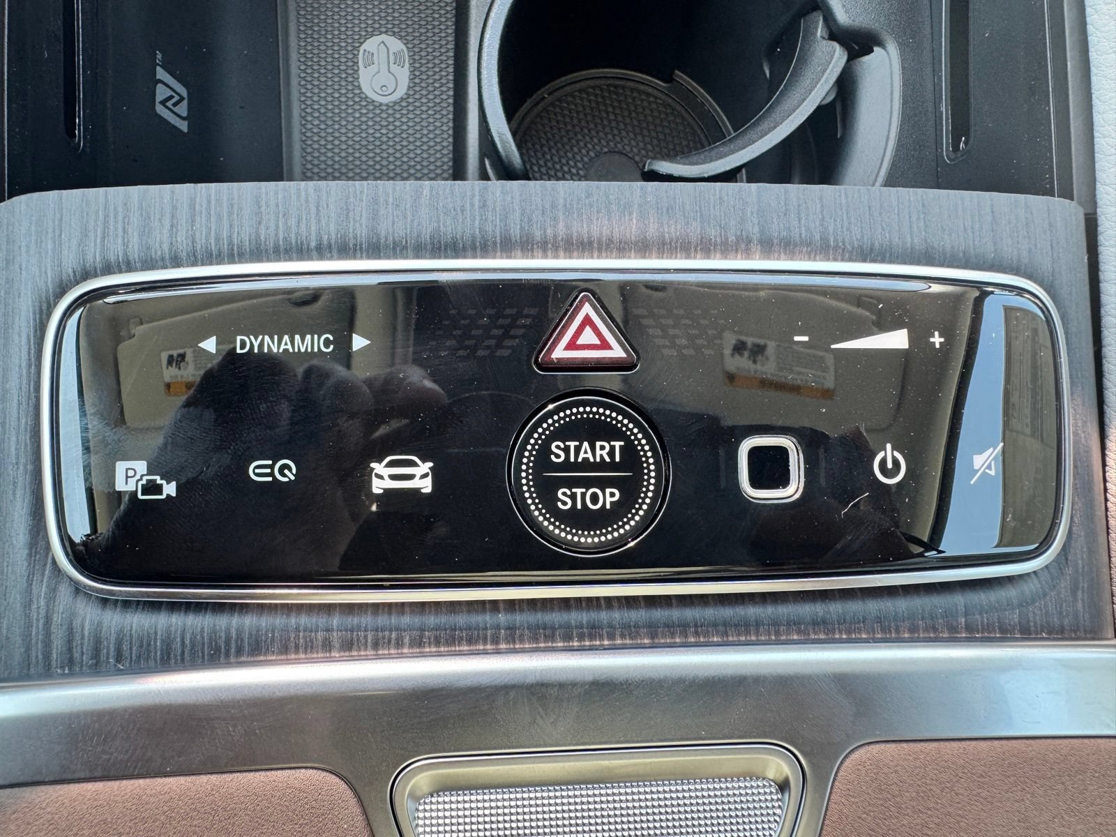 New 2026 Mercedes-Benz EQS 400 4MATIC SUV image 26