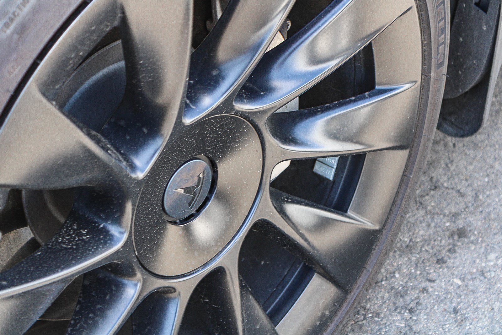 Used 2021 Tesla Model Y Long Range AWD/4WD image 12