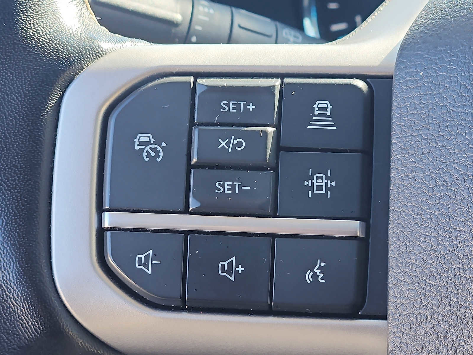 Used 2023 Ford Expedition Max Limited image 21