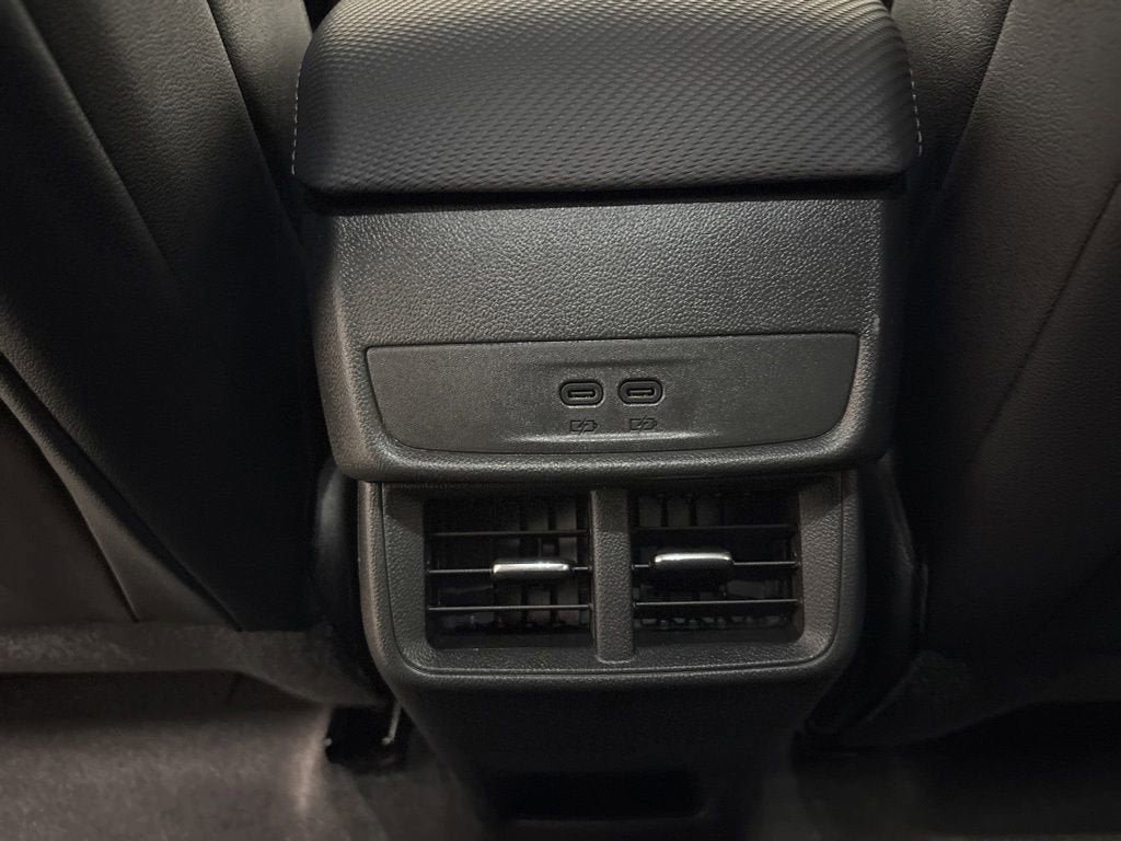 New 2026 Chevrolet Equinox LT w/ Convenience Package II FWD image 29