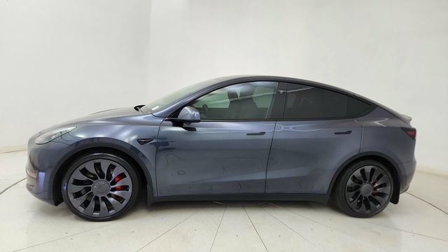 Used 2025 Tesla Model Y Performance AWD/4WD image 3