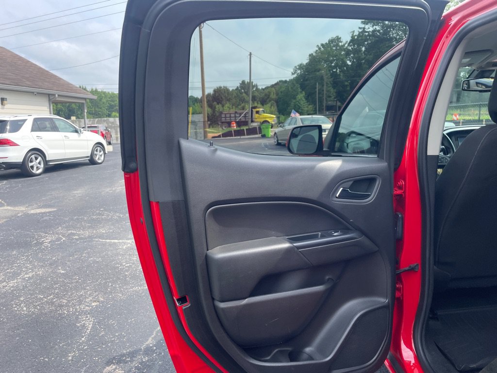 Used 2016 Chevrolet Colorado LT RWD image 16