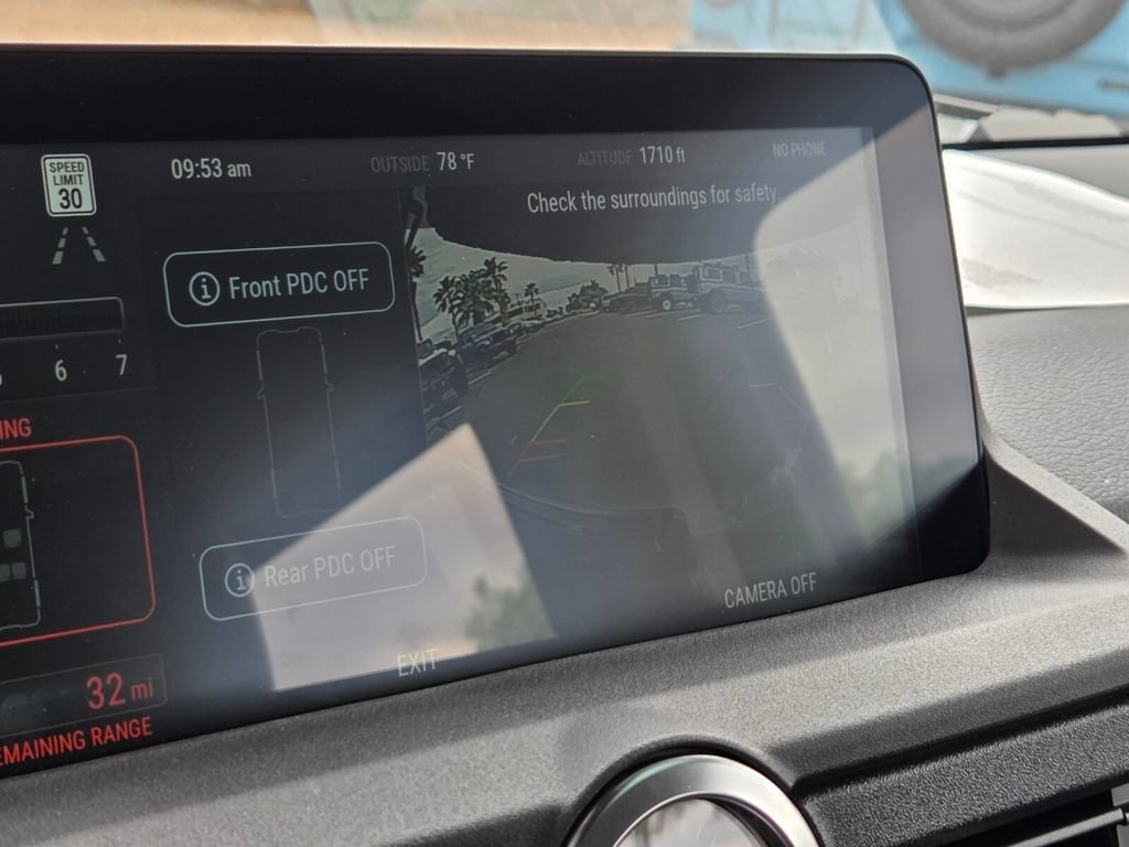 Used 2025 INEOS Grenadier AWD/4WD image 23