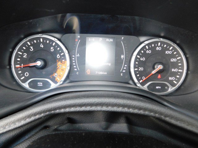 Used 2018 Jeep Renegade Altitude image 31