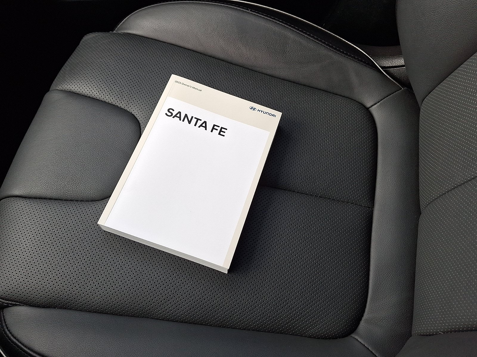 Certified 2023 Hyundai Santa Fe Limited AWD/4WD image 29