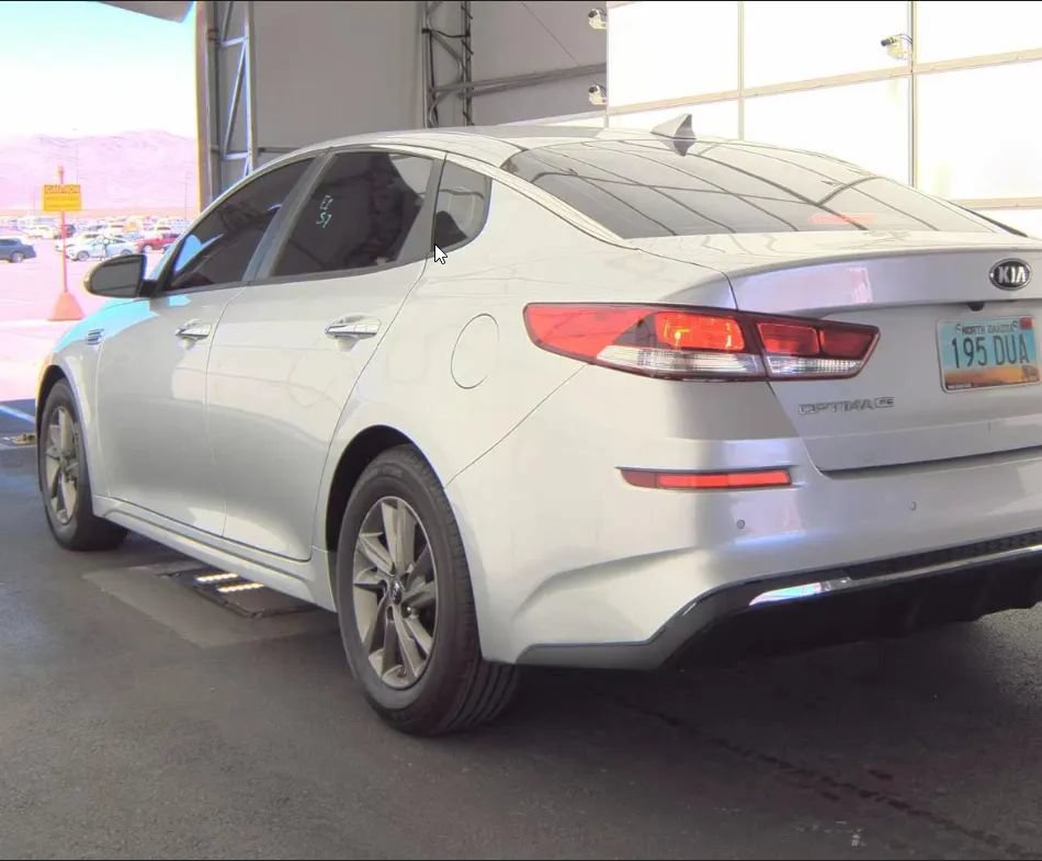 Used 2020 Kia Optima LX FWD image 7