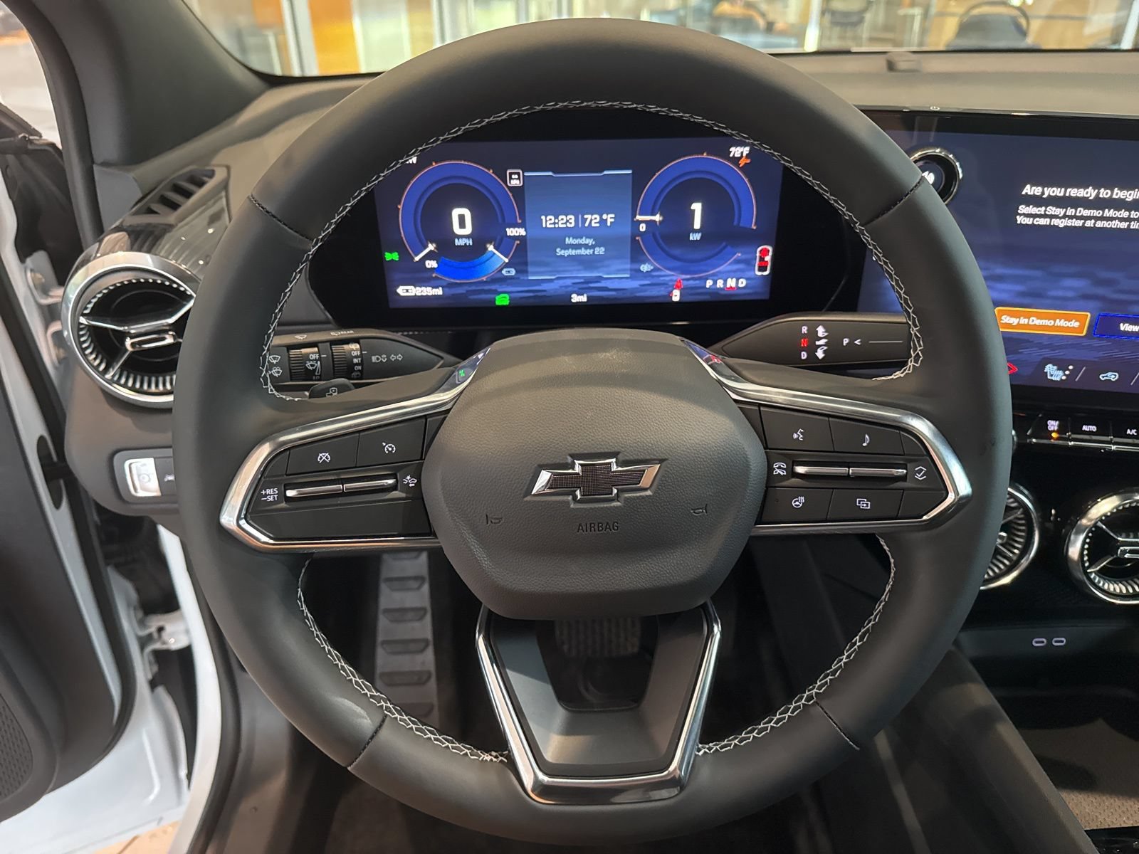 New 2026 Chevrolet Blazer EV LT AWD/4WD image 21