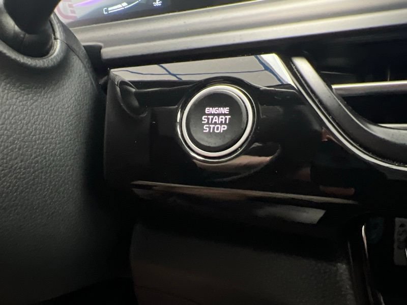 Certified 2025 Kia Seltos S FWD image 28