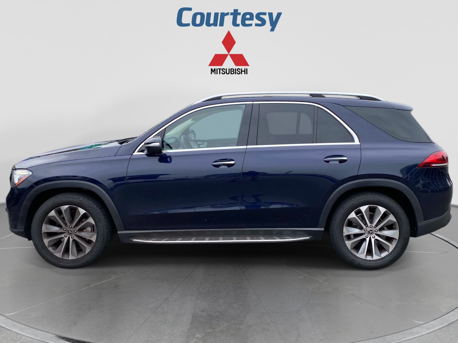 Used 2020 Mercedes-Benz GLE 350 4MATIC image 2
