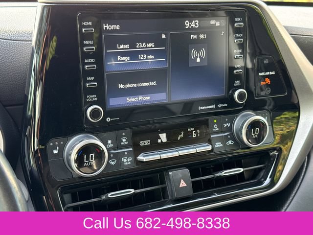 Used 2022 Toyota Highlander XLE FWD image 25
