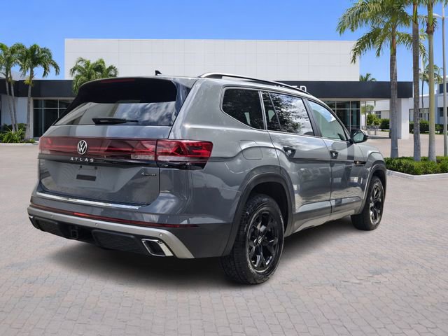 Certified 2025 Volkswagen Atlas Peak Edition SE AWD/4WD image 7