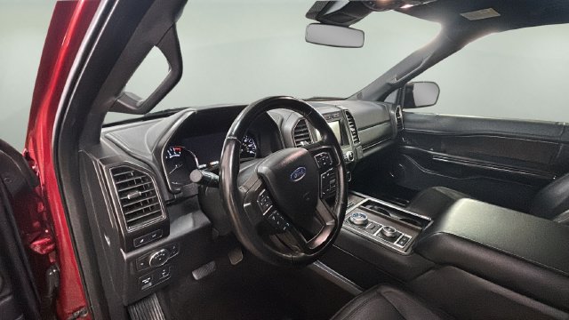 Used 2018 Ford Expedition Max Limited w/ Equipment Group 302A AWD/4WD image 9