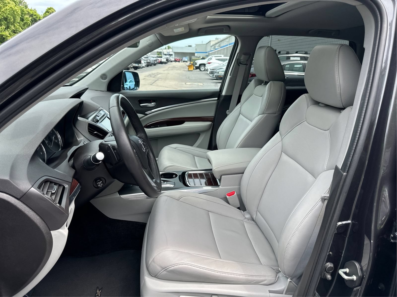 Used 2016 Acura MDX SH-AWD image 9