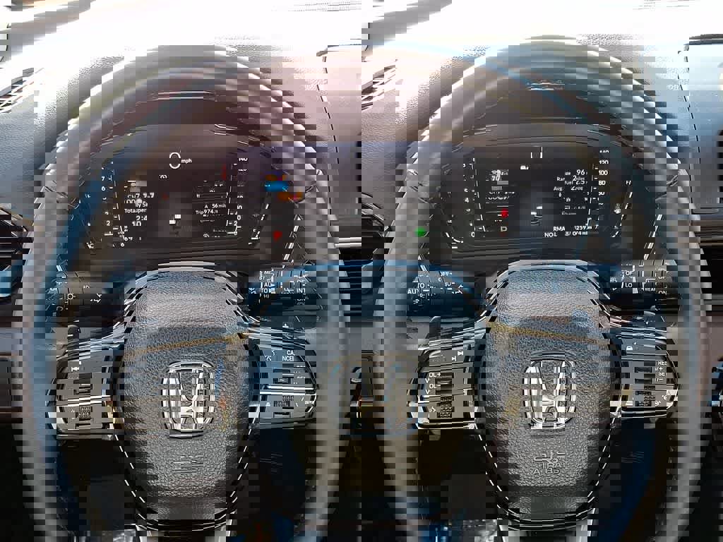 Used 2025 Honda Pilot Elite image 20