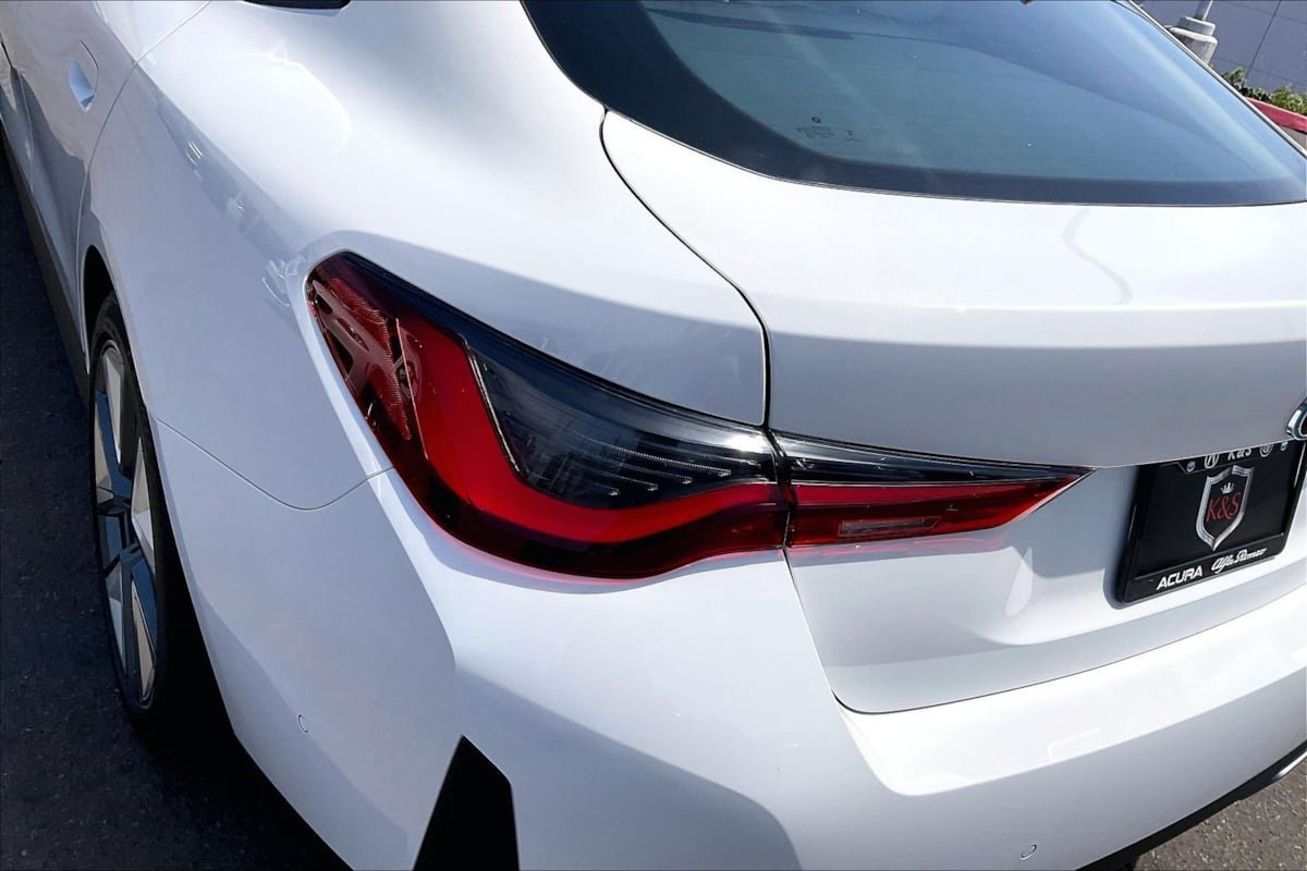 Used 2023 BMW i4 eDrive40 w/ Premium Package RWD image 25