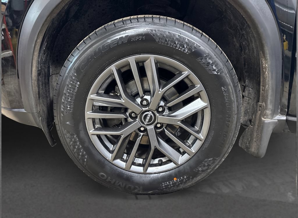 Used 2023 Nissan Rogue S AWD/4WD image 12