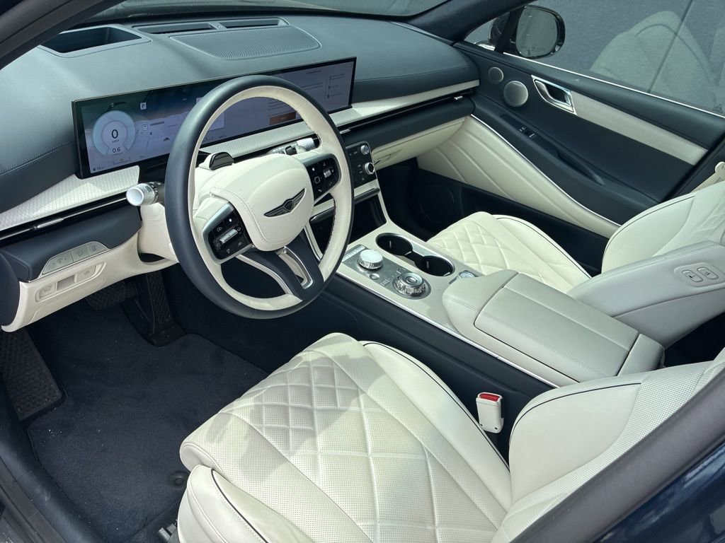Used 2025 Genesis GV80 3.5T Prestige AWD/4WD image 17