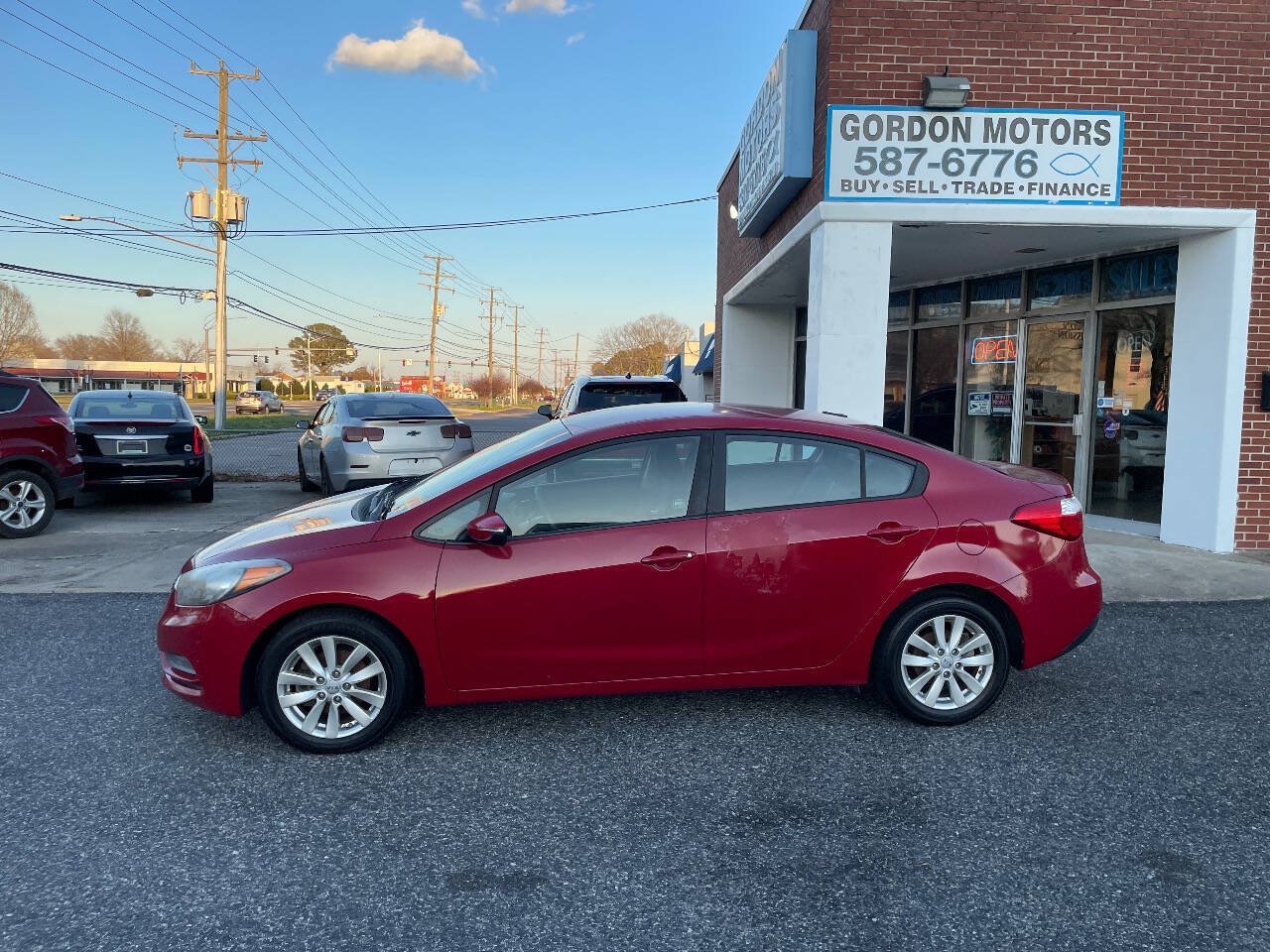 Used 2014 Kia Forte LX w/ Popular Package FWD image 4