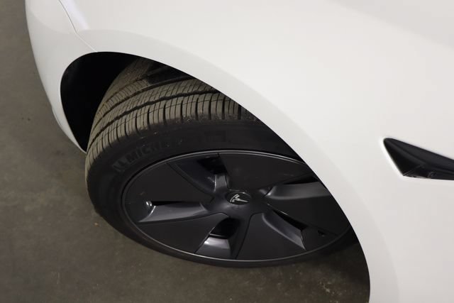Used 2023 Tesla Model 3 Standard Range RWD image 46