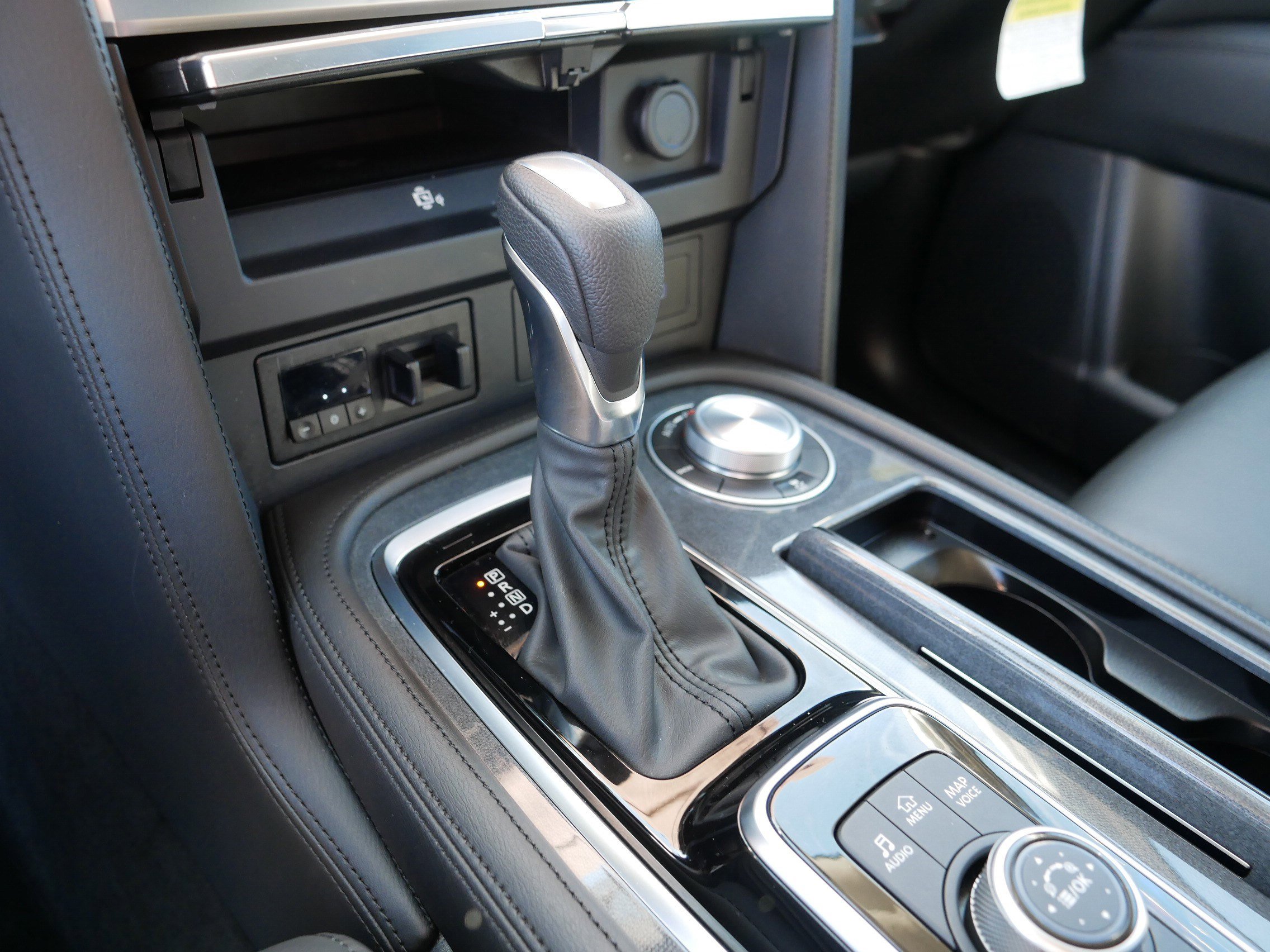 Certified 2024 Nissan Armada SV w/ Cargo Package image 24