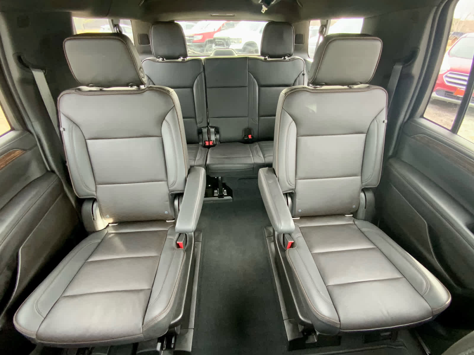 Used 2021 Chevrolet Suburban High Country image 33