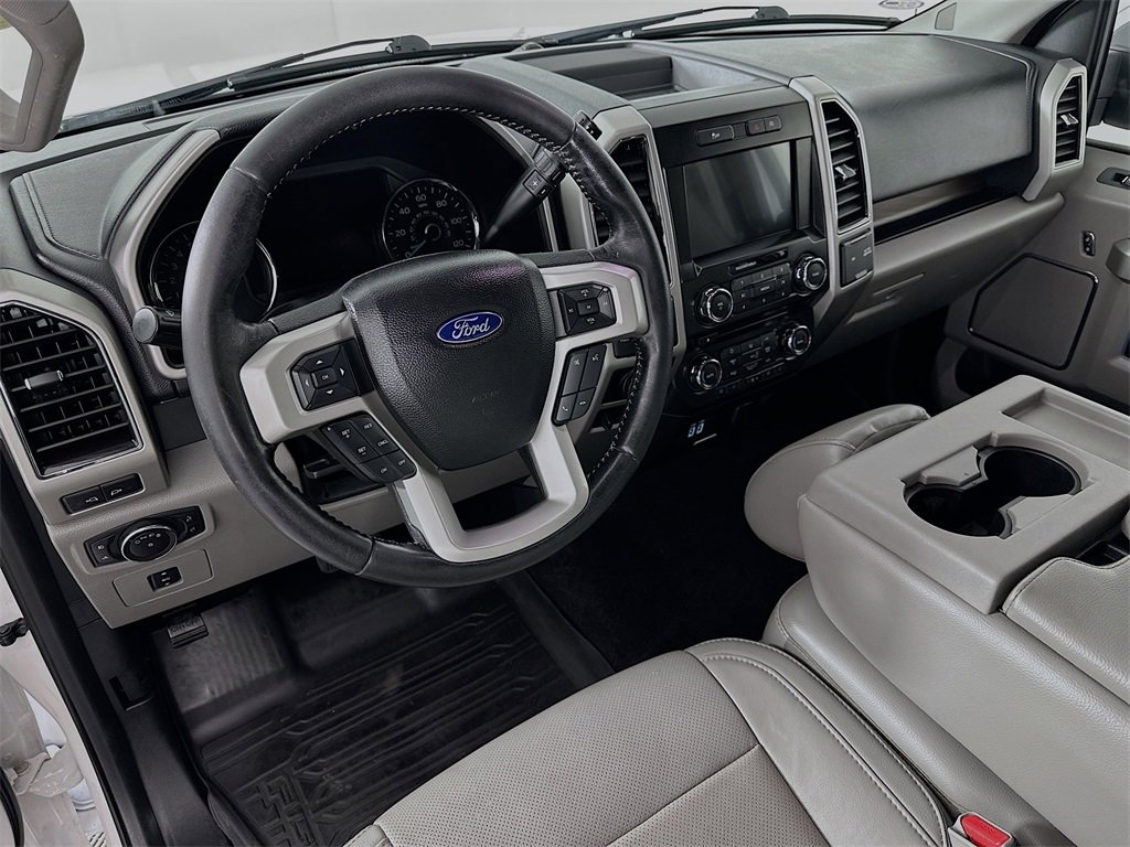 Used 2017 Ford F150 Lariat image 9