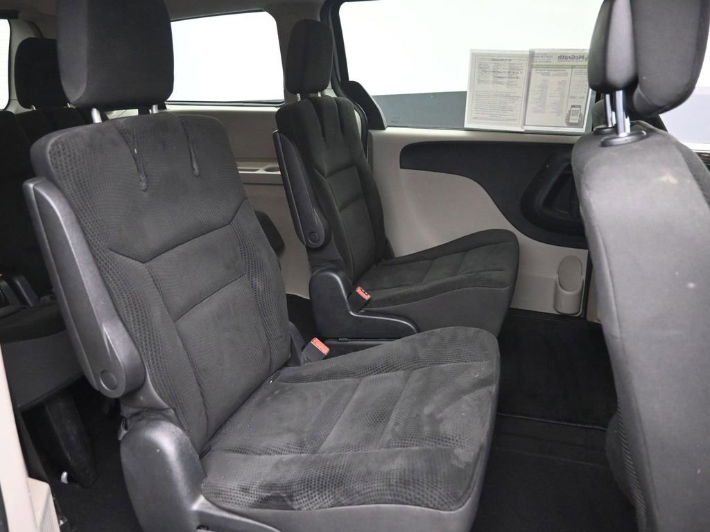 Used 2019 Dodge Grand Caravan SE image 8