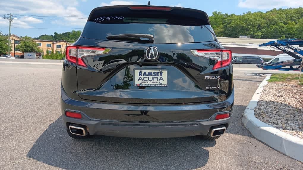 Certified 2025 Acura RDX SH-AWD image 4