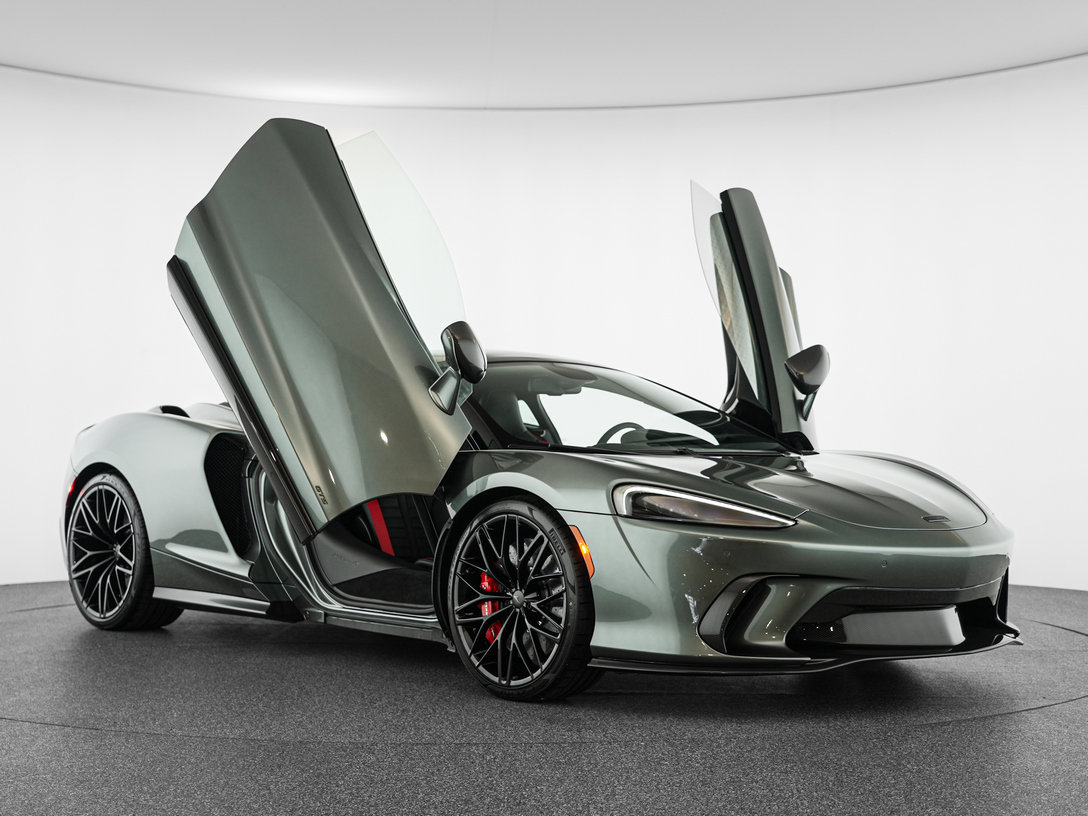New 2026 McLaren GTS RWD image 8