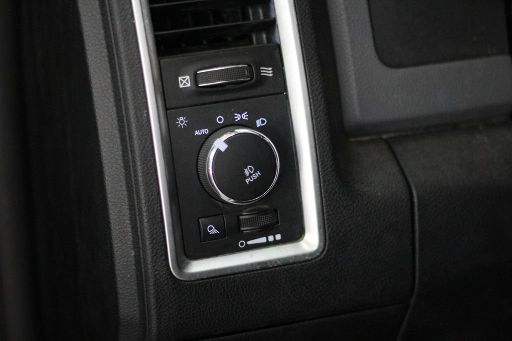 Used 2015 RAM 1500 Big Horn AWD/4WD image 43