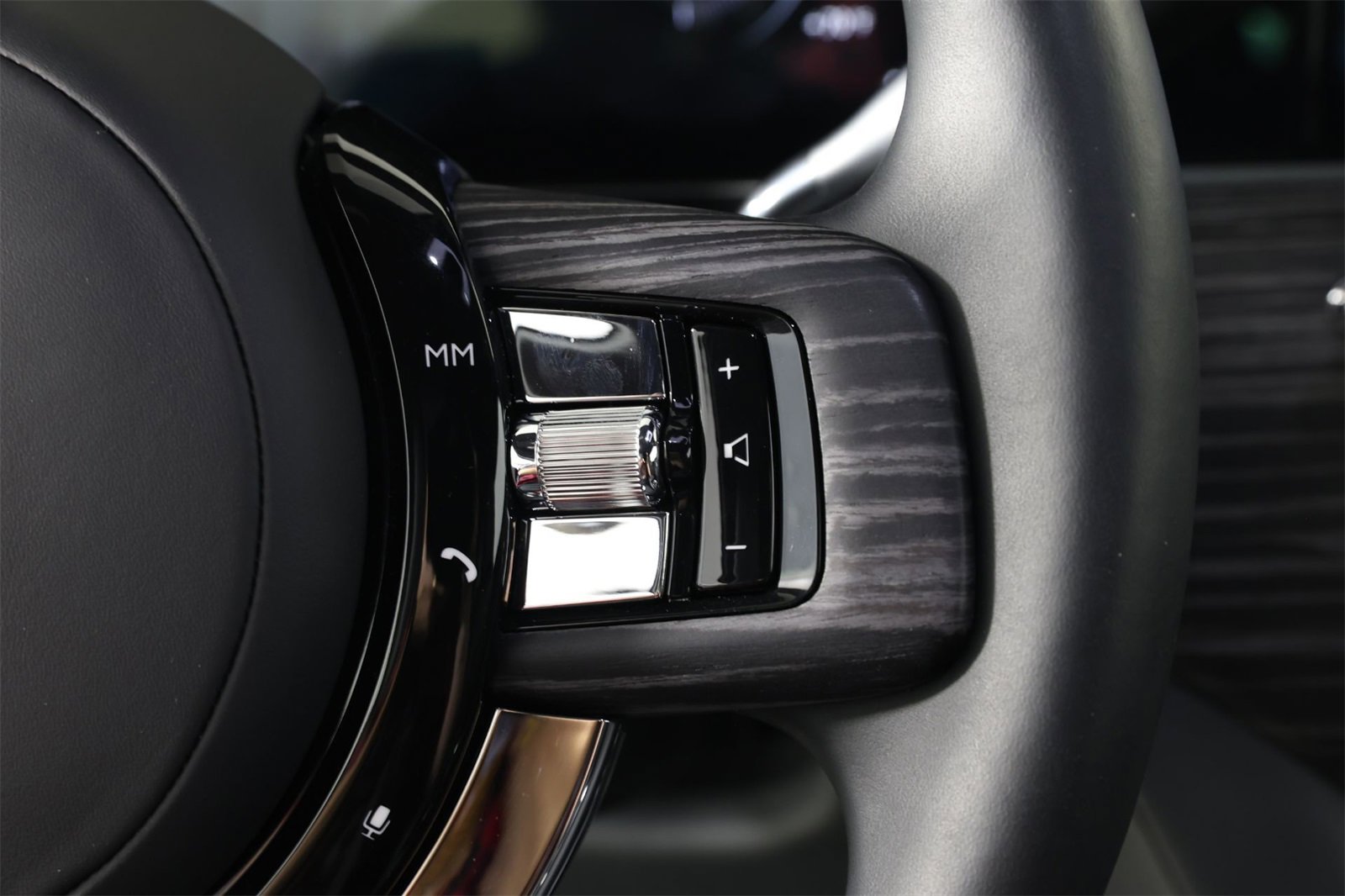 Used 2024 Rolls-Royce Spectre w/ Spectre Launch Package image 15