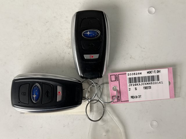 Used 2021 Subaru Forester Premium AWD/4WD image 21