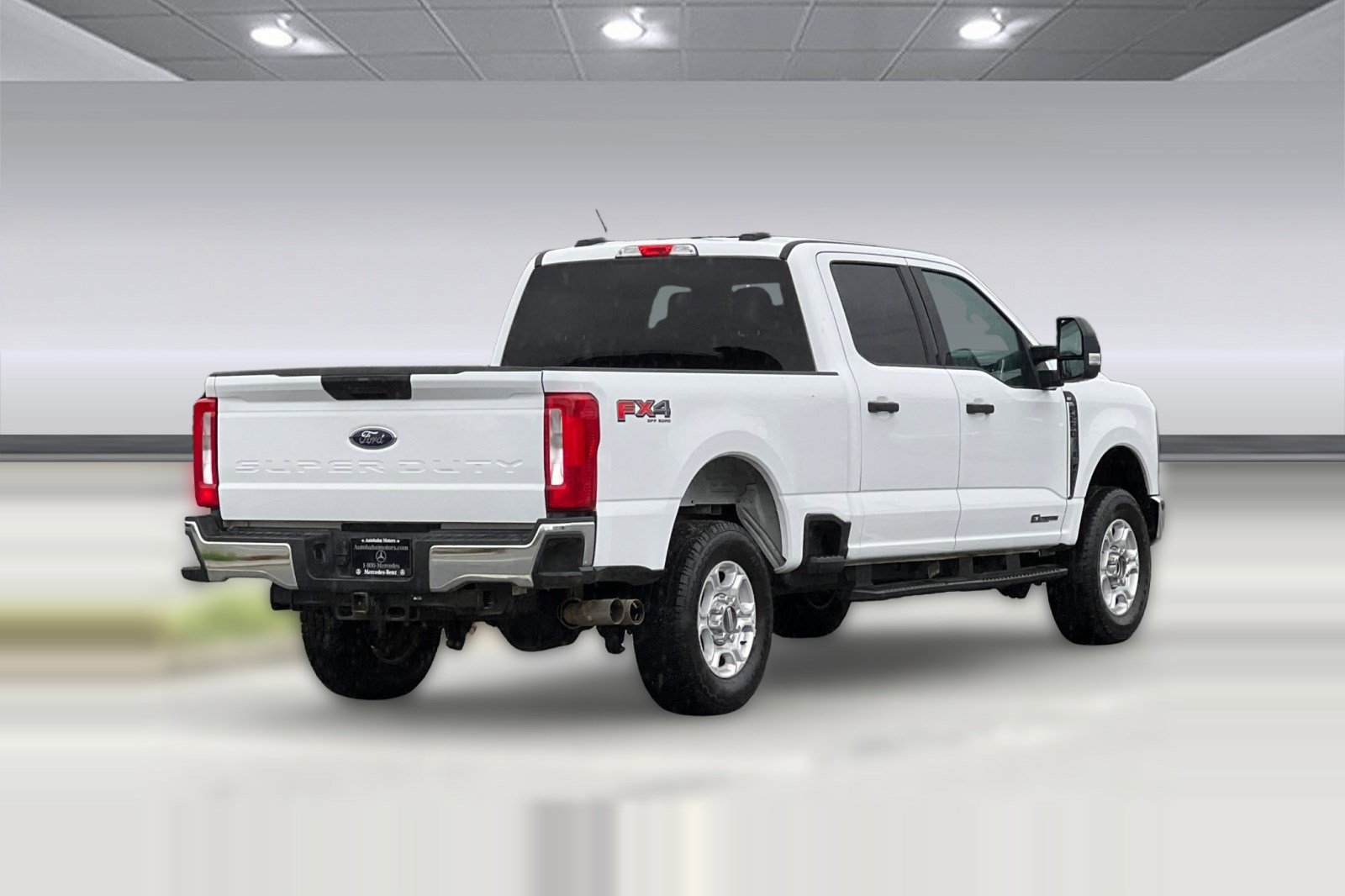 Used 2025 Ford F250 XLT w/ FX4 Off-Road Package image 8