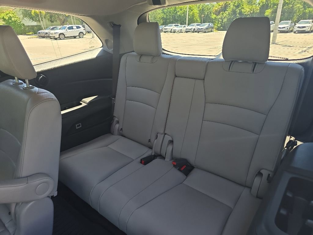 Used 2018 Honda Pilot Elite image 28
