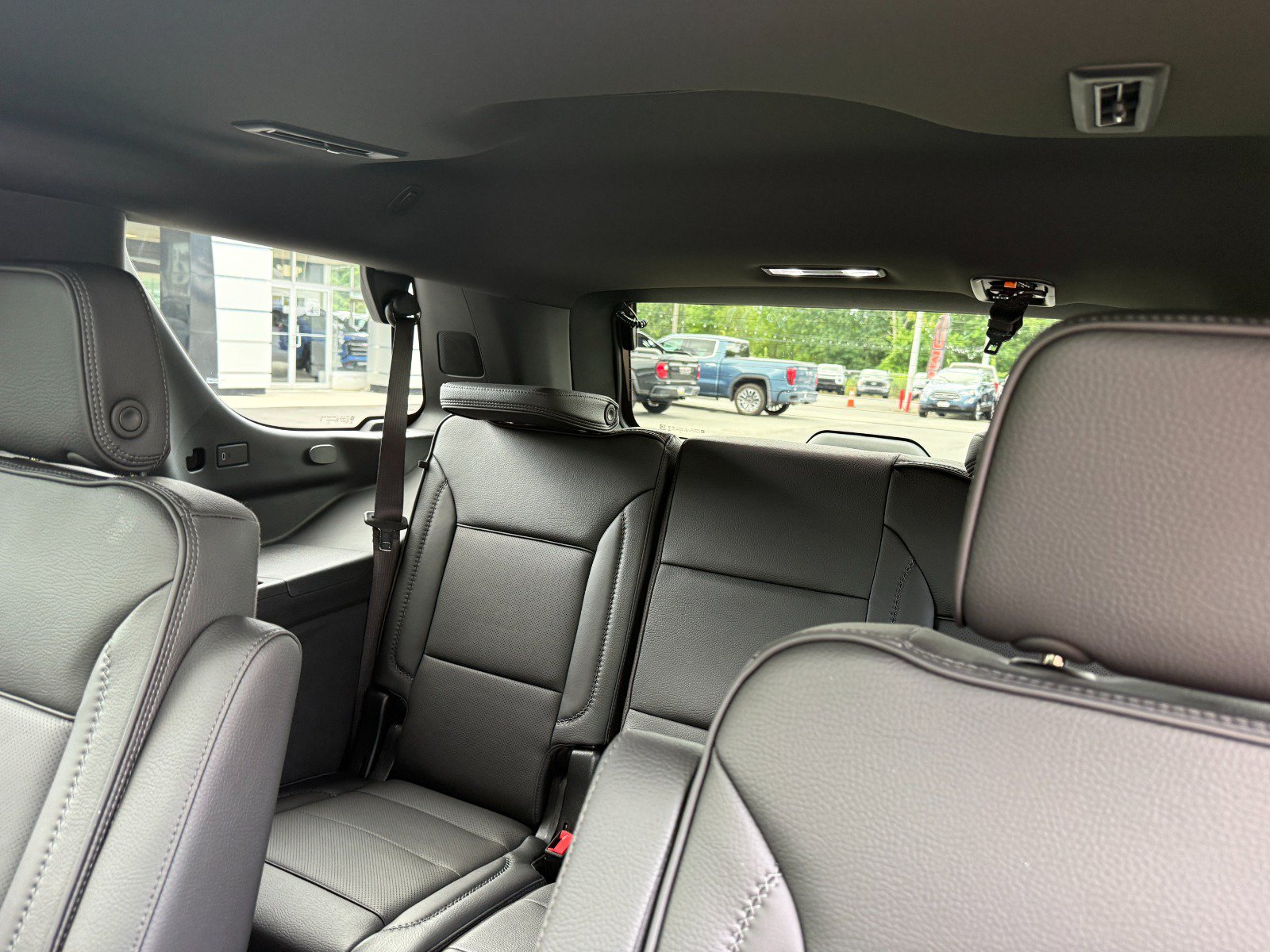 New 2026 GMC Yukon Denali w/ Denali Reserve Package AWD/4WD image 20