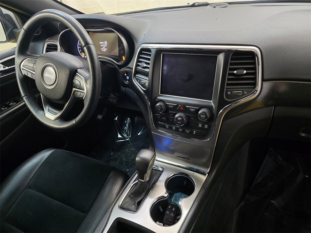 Used 2018 Jeep Grand Cherokee Altitude image 10