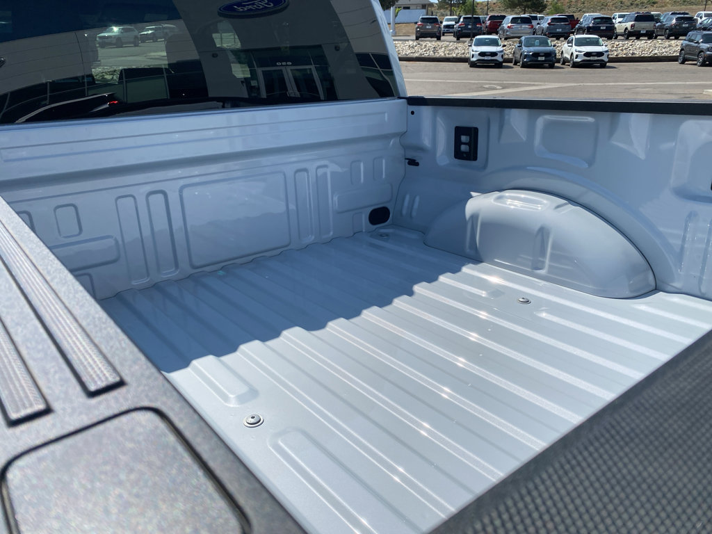 New 2025 Ford F150 Lightning Flash image 4