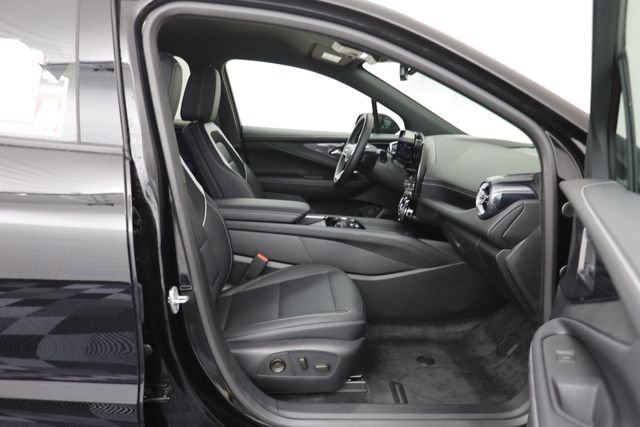 Used 2025 Chevrolet Blazer EV LT image 19