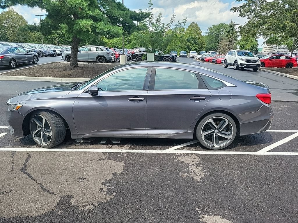 Used 2018 Honda Accord Sport image 11